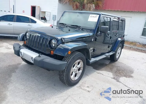 2013 Jeep Wrangler Unlimited Sahara из США, поврежденный, VIN 1C4BJWEG2DL538122